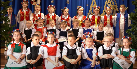 Koncert kolęd w wykonaniu uczniów Szkoły Podstawowej w Mirachowie