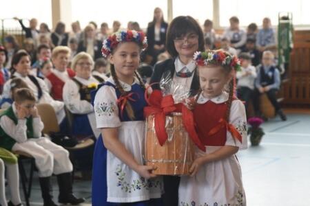 Święto patrona i 20-lecie zespołu Krôsniăta w kartuskiej Jedynce